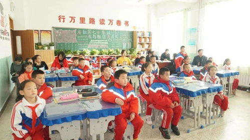 白云鄂博礦區(qū) 以國學(xué)教育為引領(lǐng)，打造國家級(jí)基礎(chǔ)教育成果推廣新高地